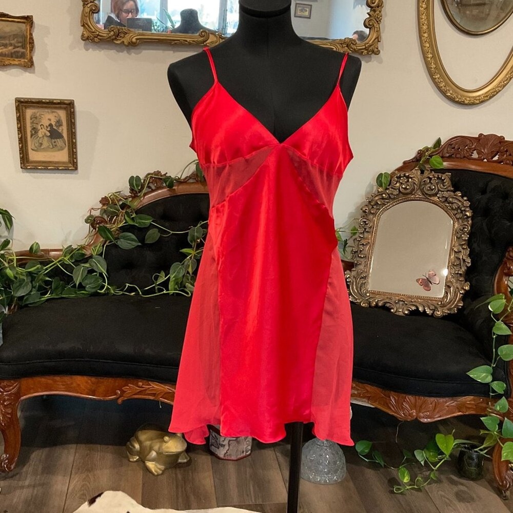 Y2K Vintage Victoria's Secret Sheer Slip Dress Spaghetti Strap Size L Red